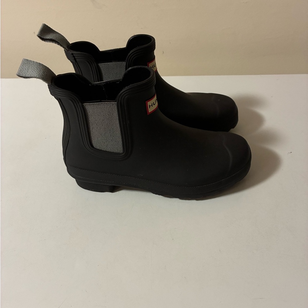 Hunter Women’s Gray Chelsea Rain Boots - Picture 4 of 5